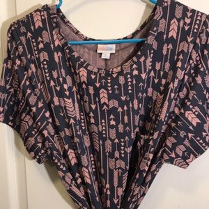 LuLaRoe Carly - with belt - size XL